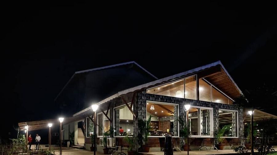 resort nighttime view - Mastiff Grand La Villae Resort, Lonavala
