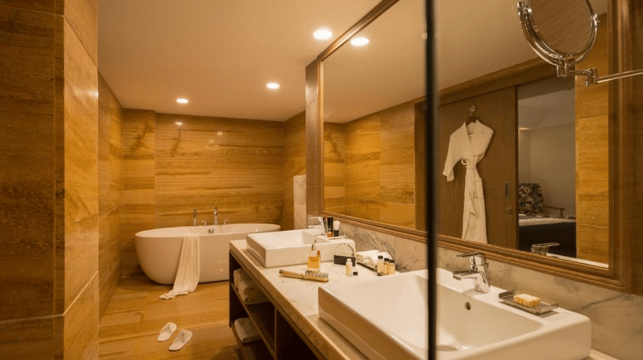 bathtub-mosaic-hotel-mussoorie-mallroad