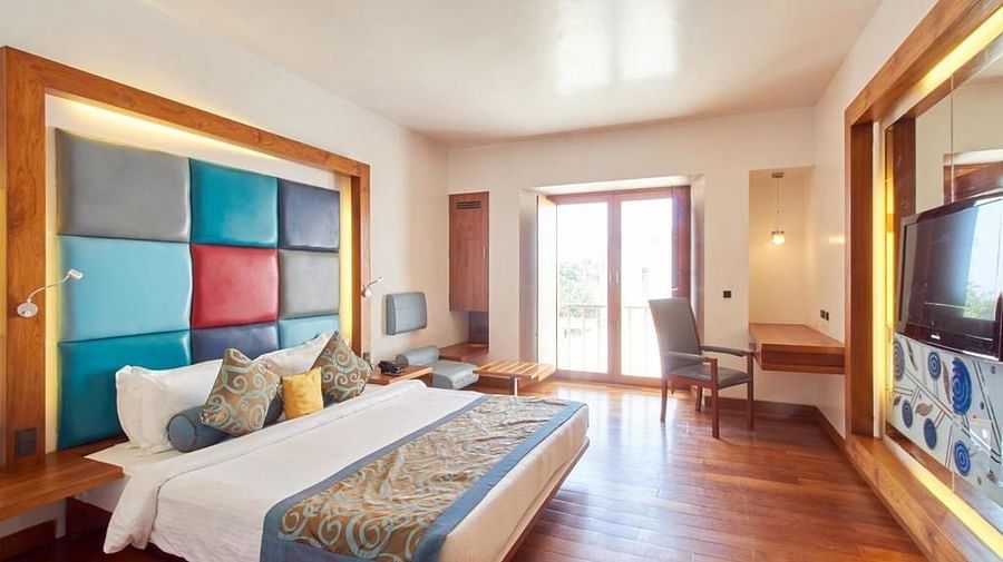 Deluxe Non Sea Facing room at The Promenade Hotel Pondicherry
