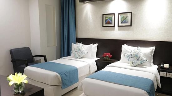 DELUXE TWIN ROOM