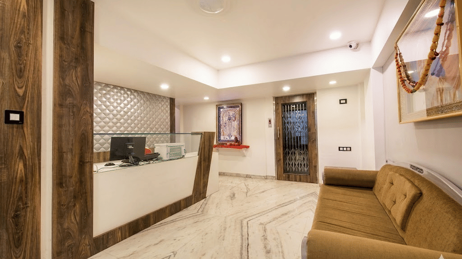 Reception of  Adamo Sanmukh with its unique interior.