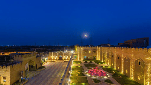 Entrance Courtyard at Sairafort Sarovar Portico Jaisalmer 1