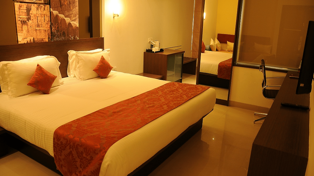 18 Superior Room