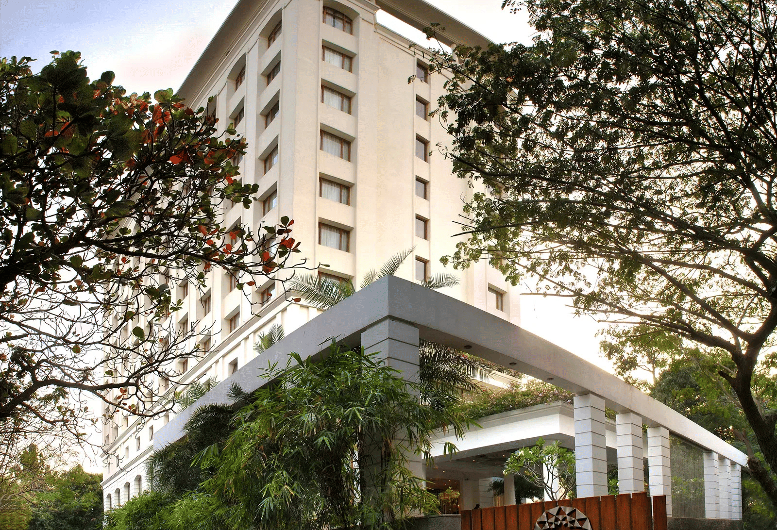 facade-view-the-raintree