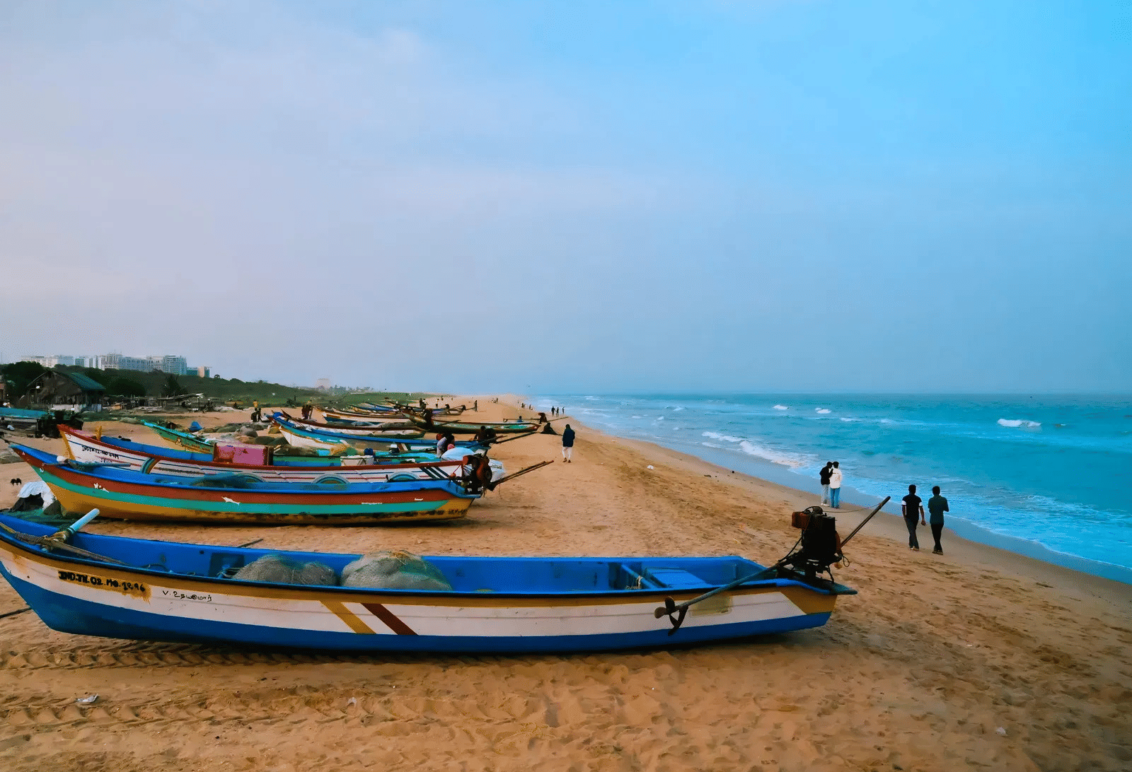 marina-beach-fishing-boats