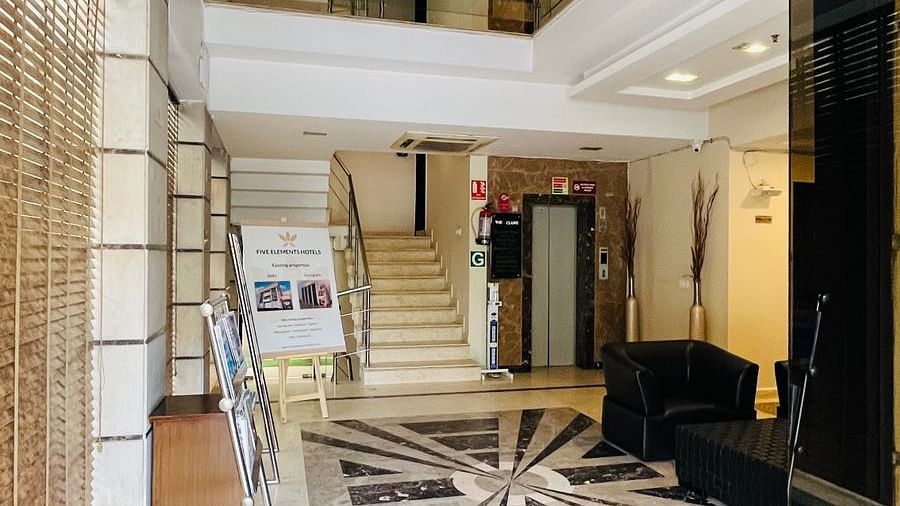 LOBBY AREA  - Five Elements The Claire, Gurugram