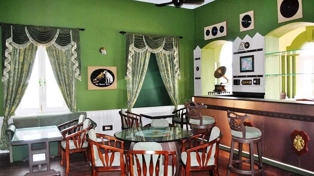 Baron - The British bar of Mahodadhi Palace - A Beach View Heritage Hotel in Puri