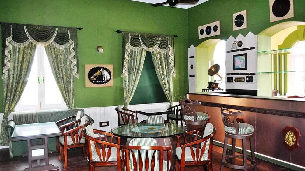 Baron - The British bar of Mahodadhi Palace - A Beach View Heritage Hotel in Puri