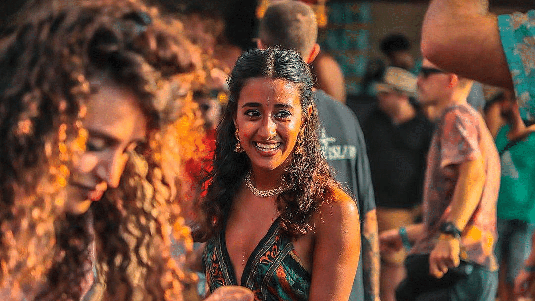 party spots in goa