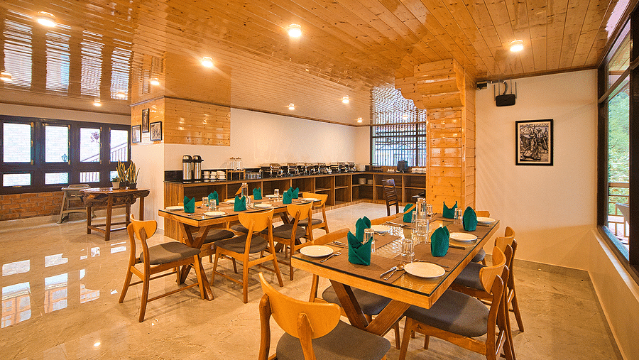 restaurant 2