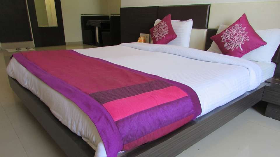 Hotel Skyland, Ahmedabad Ahmedabad Suite 3