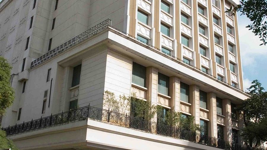 Facade VITS Hotel Mumbai 