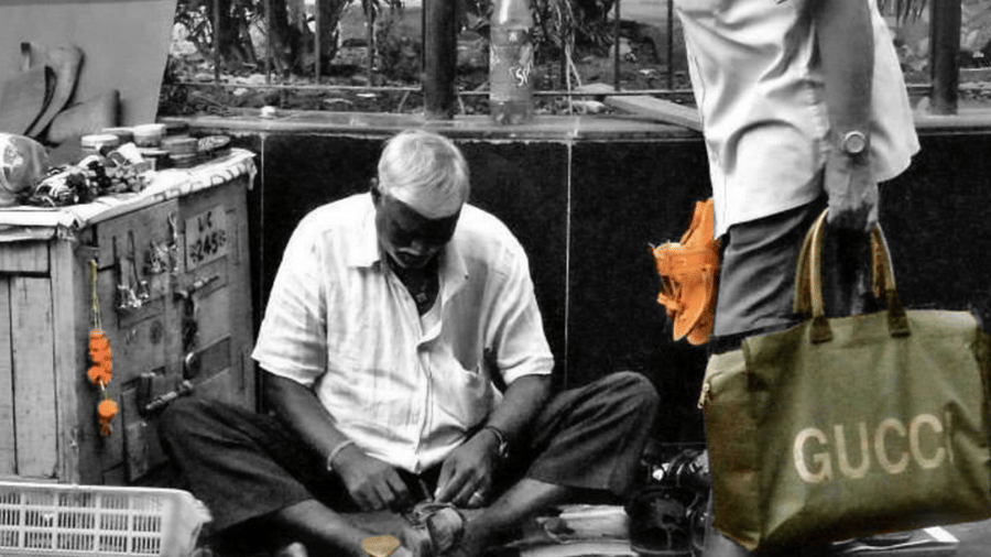 a cobbler fixing a shoe in mumbai