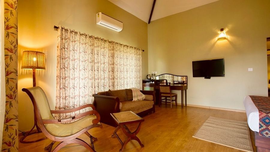 Guest Room5