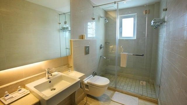Suite Room - Hotel Saket 27 New Delhi - Hotels in New Delhi 2