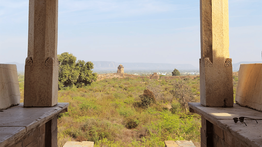 Bhangarh Temple-Surya Bagh Ajabagrh-Experiences