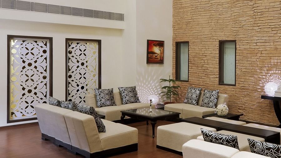 2nd-Hotel Common Area Image - DS Clarks Inn