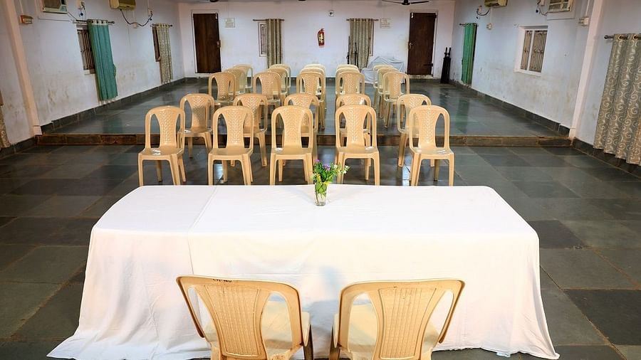 Conference Hall - Sajan 1 -Spacious and well-equipped conference hall at Nature Trails Sajan, ideal for meetings and corporate events.