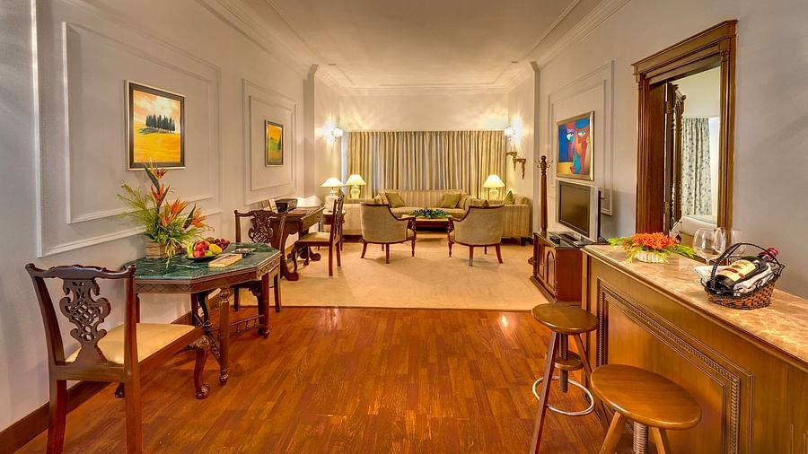 1 HHI SUITE LIVING ROOM,  HHI Kolkata, Luxury hotel in Kolkata