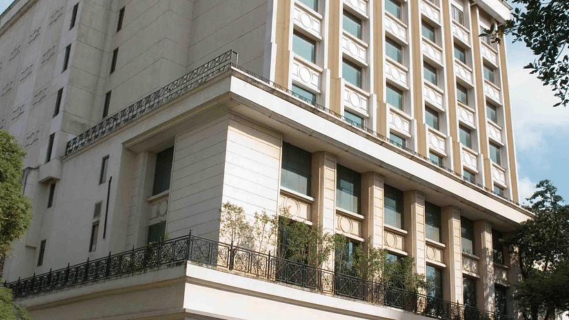Facade VITS Hotel Mumbai 