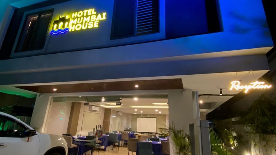 Night view of Hotel Mumbai House, Indore Facade