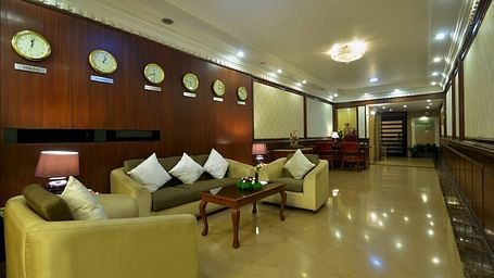 Hotel Paraag, Rajbhavan Road, Bangalore Bengaluru Lobby Hotel Paraag Rajbhavan Road Bangalore