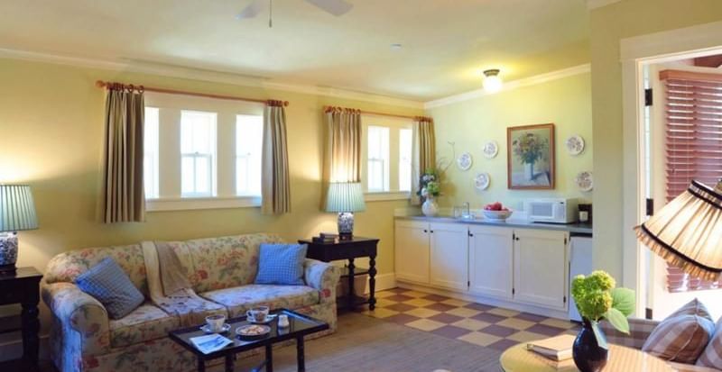Bungalow Suite