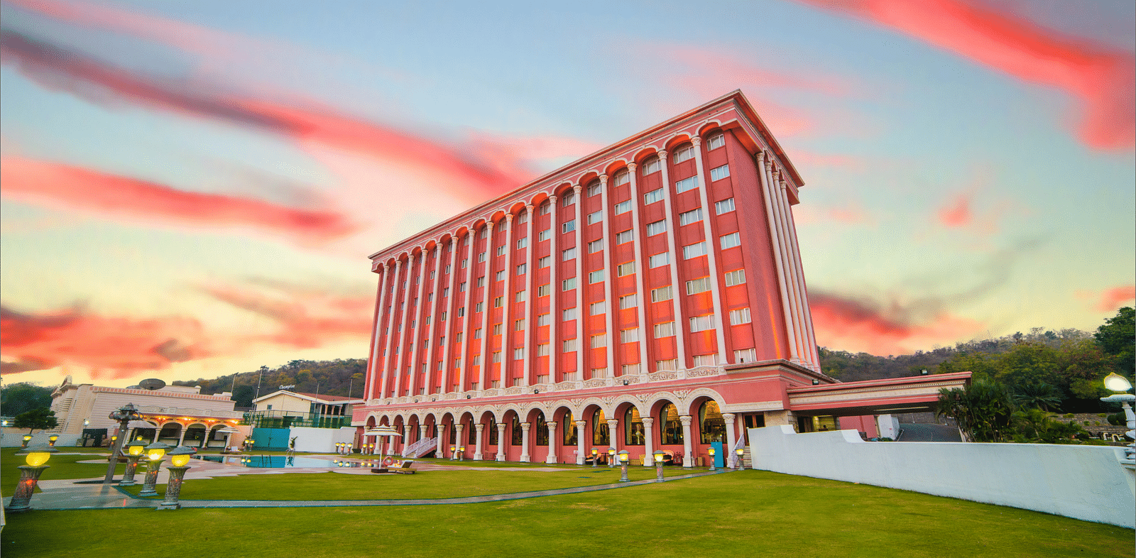 Best 4 star hotel in hyderabad - Sitara luxury hotel Ramoji film city