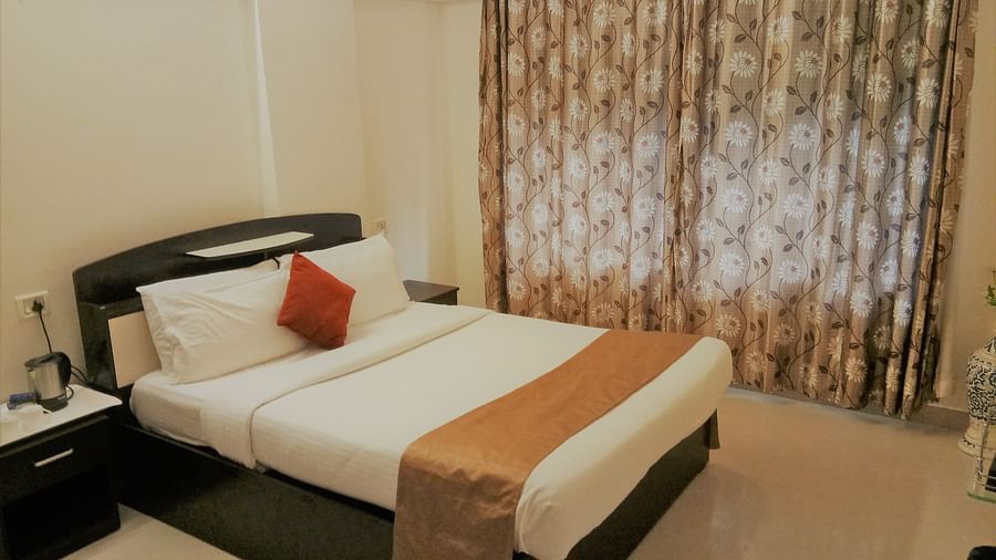 Rooms in Anderi East, Restaurant in Andheri, Dragonfly hotel in Andheri