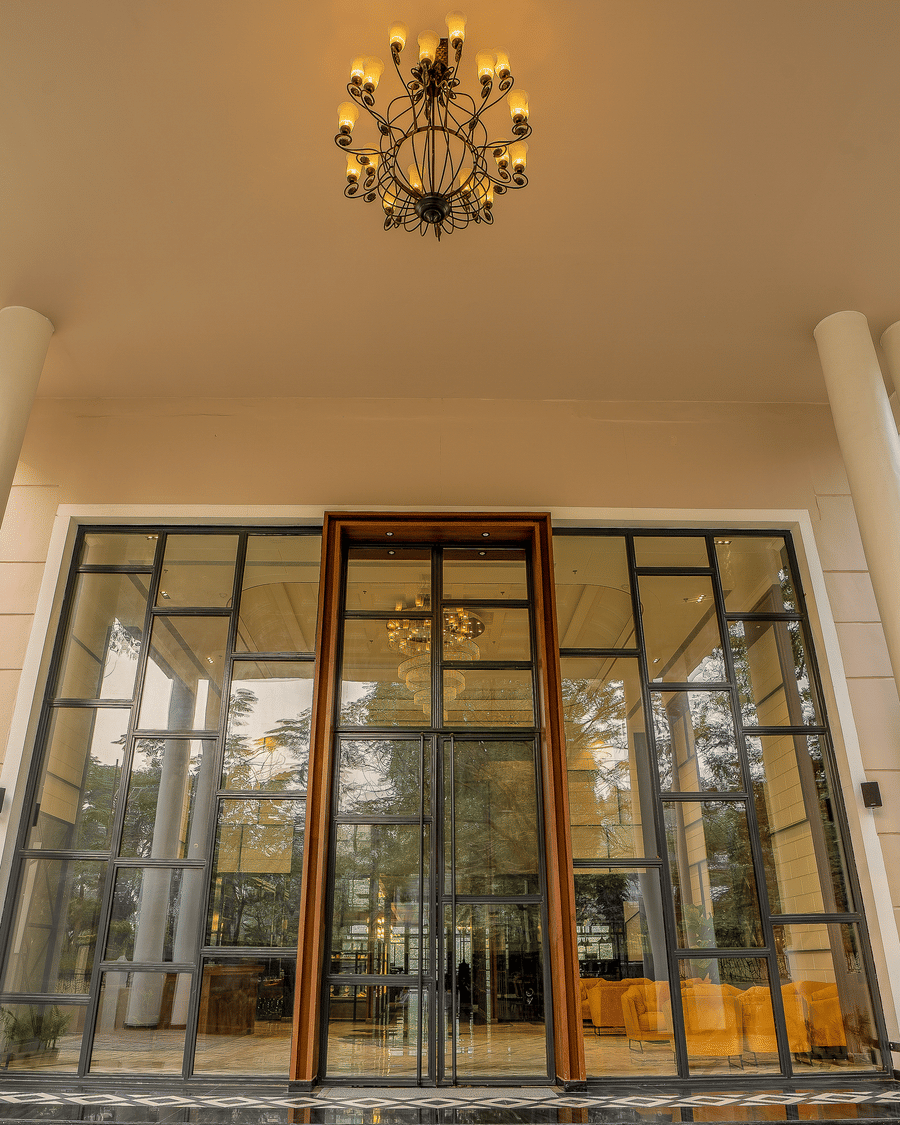 porte-cochere-entrance-columns