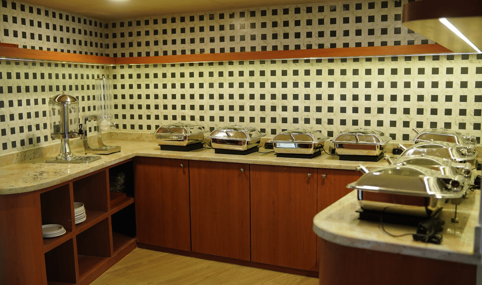 Buffet Counter 1