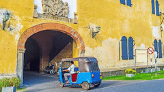 A tuk-tuk in Galle