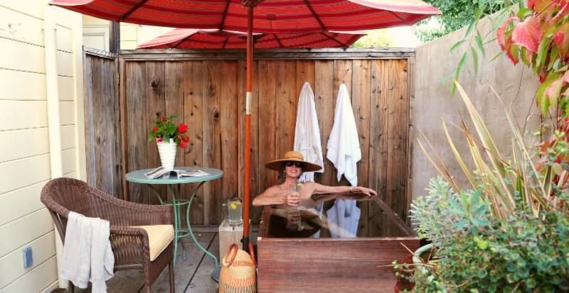 Garden Ofuro Spa with Woman