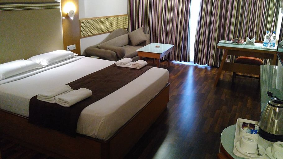 Maurya Hotel, Bangalore Bangalore Executive Room Hotel Maurya Bangalore 3