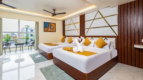 508 Queen Bed Family Room (3)