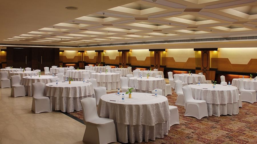 Dawn Hall 1 Piccadily Lucknow