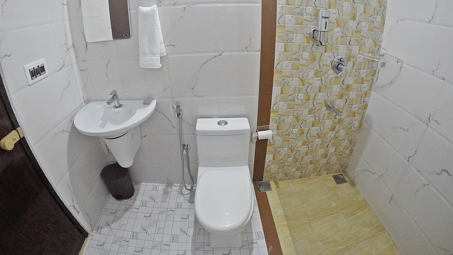 Sapphire Club Cherai Beach Villa Kochi Deluxe Queen Room Sapphire Club Cherai Beach Villa 2