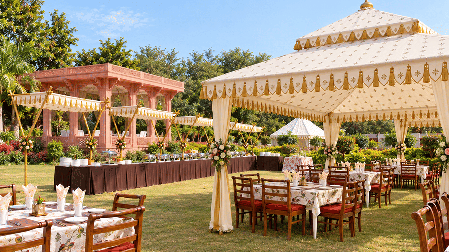 Elegant Garden Buffet Under Marquee