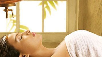A lady receiving treatment at the Ayruvedic-Centre at Caravela Beach resort