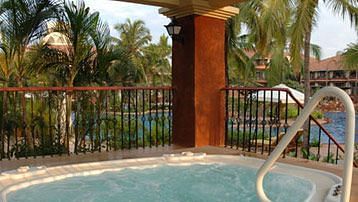 an overview of the Jacuzzi inside a gazebo at Caravela Beach resort