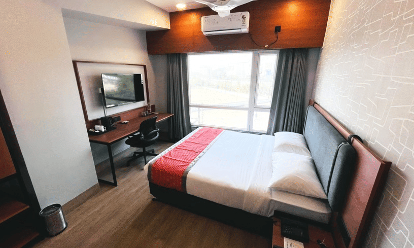 DLX Room