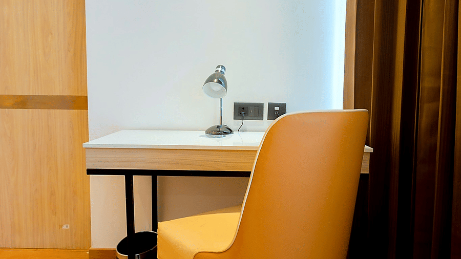 Suite Room (8)