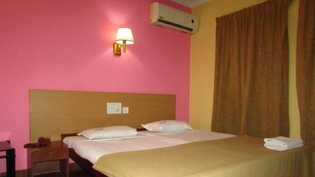 Hotel Srinivas, Kochi Cochin Double AC Room Hotel Srinivas Kochi