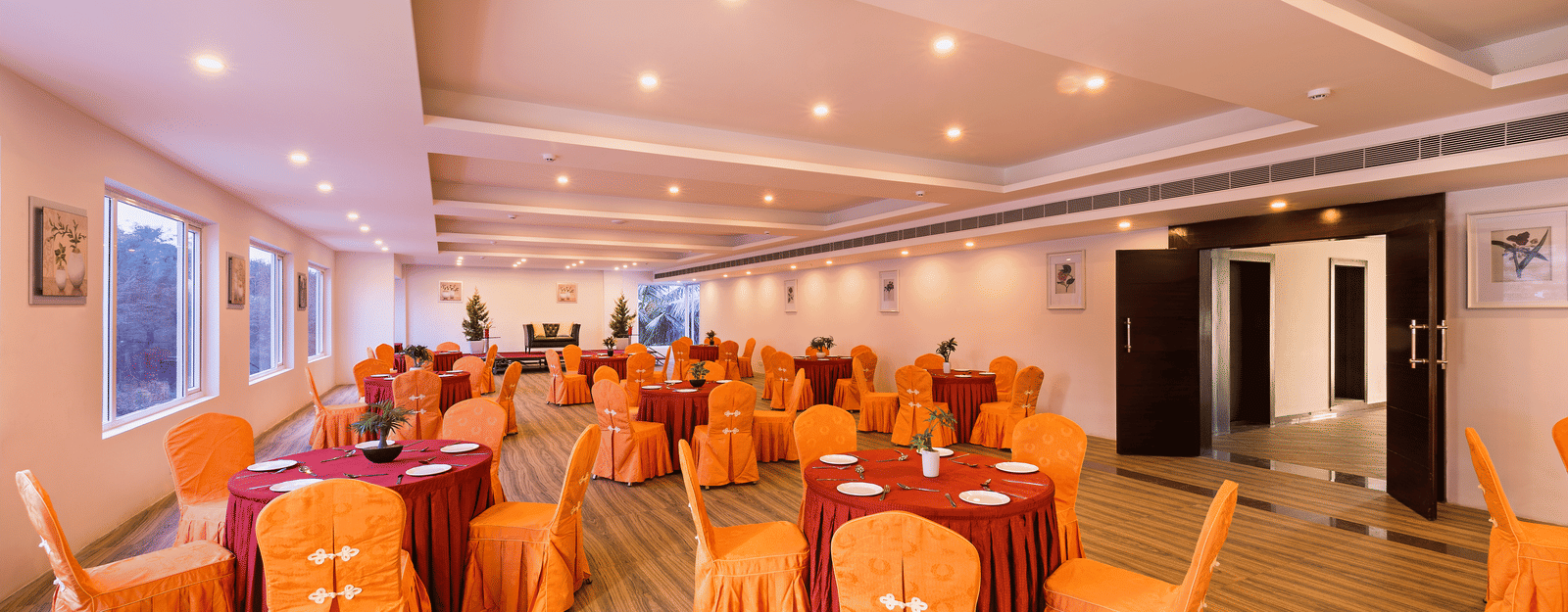 Crown Hall at Hotel TGI Grand Fortuna, Hosur 