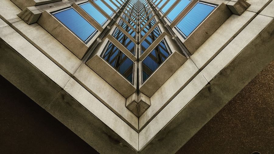 john-macdonald-I6v9QWWH93g-unsplash