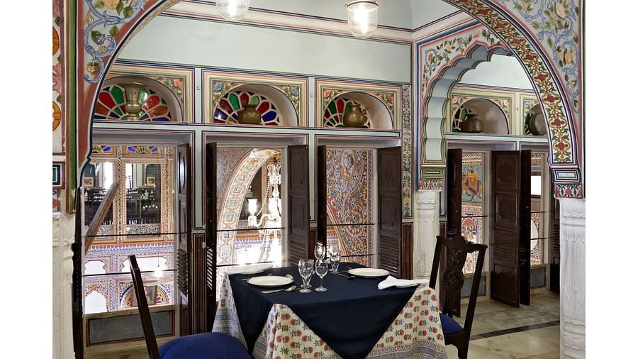 Jai Niwas - Dining Hall with a chairs and table  - Hotel Castle Mandawar, Jhunjunu