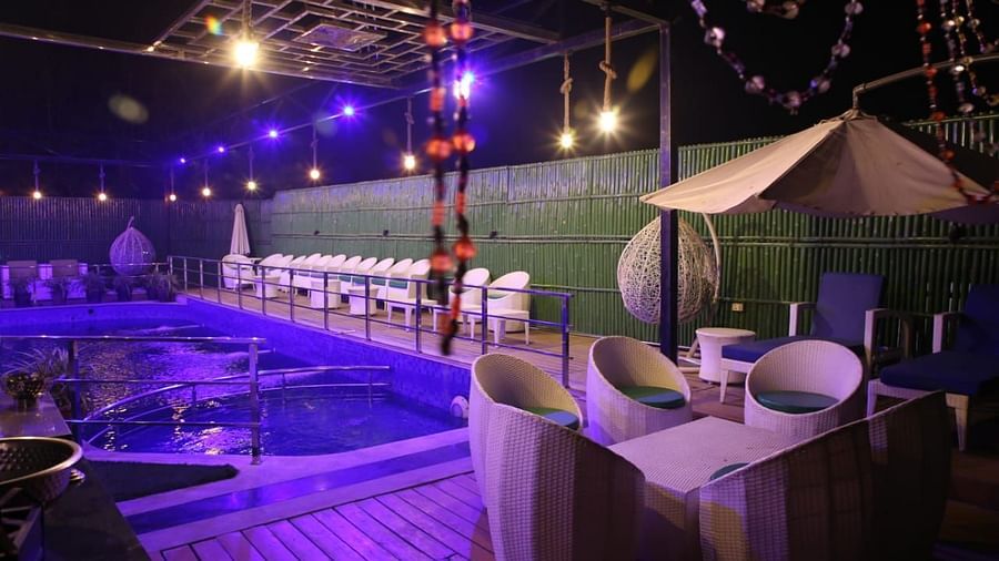 Best pool side party venue in Kota Hotel 5 Flowers