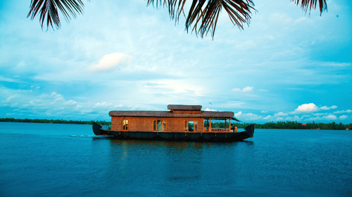 IMG-20190922-WA0029, Houseboats in Alleppey, luxury houseboats in Alleppey, premium houseboats in Alleppey, backwater cruise in Kerala, luxury houseboats in Alleppey, houseboat cruise in Alleppey, best houseboats in Kerala