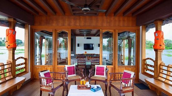 IMG-20190922-WA0009, Houseboats in Alleppey, luxury houseboats in Alleppey, premium houseboats in Alleppey, backwater cruise in Kerala, luxury houseboats in Alleppey, houseboat cruise in Alleppey, best houseboats in Kerala