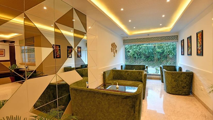 Lobby 3